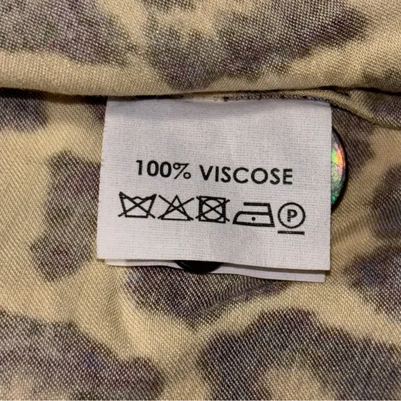 Dries Van Noten Viscose Animal Print Button Down Blouse - Picture 9 of 14